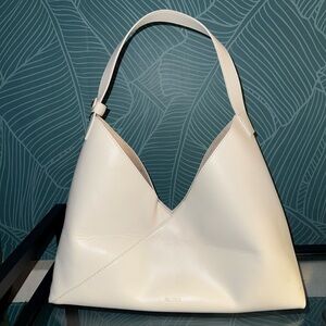 BCBG White/Cream Leather Bag with Coin Pouch - NWOT - O/S